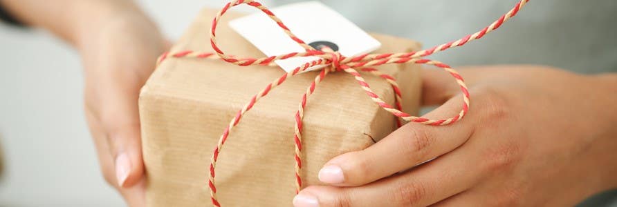 Offrez des cadeaux aux clients pour la journée mondiale du compliment