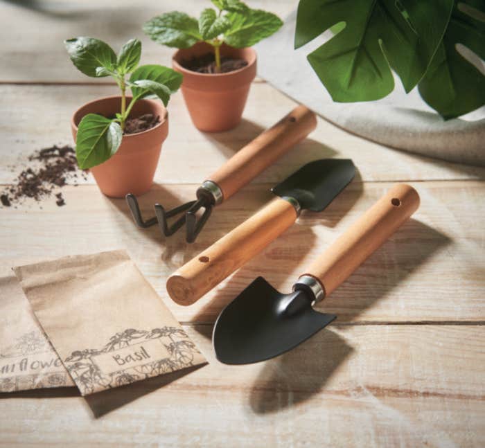 Outils de jardinage Grass