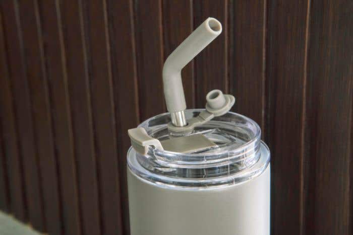Gourde isotherme à double paroi Omari Giftbox 500 ml