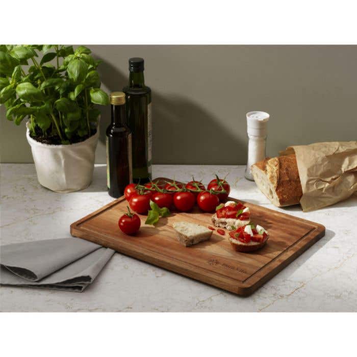 Wooosh planche à découper Gustoso | Bois d'acacia FSC® | Rigole de récupération