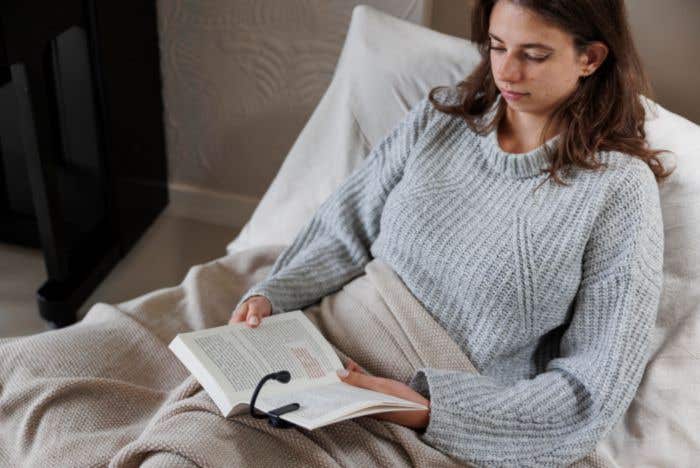 Lampe de lecture Cliplo | Recyclée | Lampe LED | Bras flexible avec pince