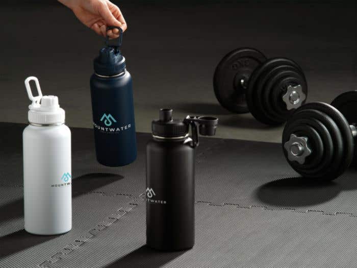 Double Wall SS Vacuum Insulated Bottle with small and square handle