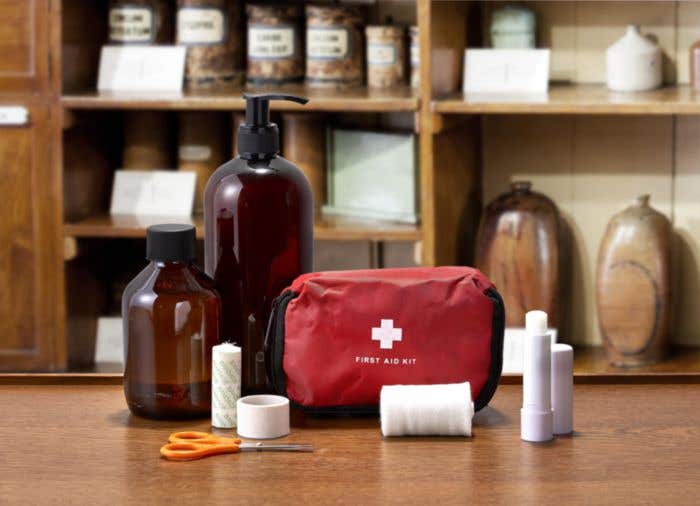 Trousse de premiers secours Multi | 17 pièces | Étui