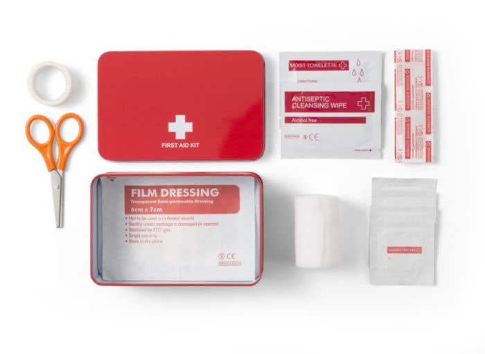 Boîte de secours Carekit