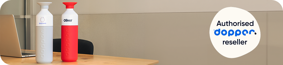 gourdes dopper, bottles, desk